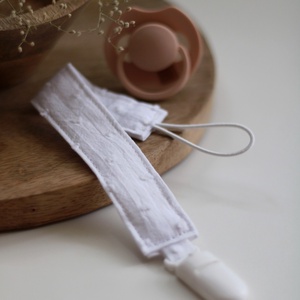 Fehér dotty cumilánc, Játék & Sport, 3 éves kor alattiaknak, Cumilánc, Varrás, MESKA