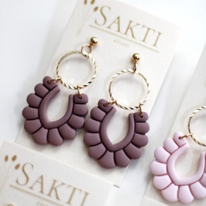 Piszkosmályva függő fülbevaló karikával  - ékszer - fülbevaló - lógó fülbevaló - Meska.hu