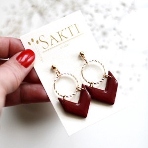 Bordó karikával kombinált függő fülbevaló, Ékszer, Fülbevaló, Lógó fülbevaló, Ékszerkészítés, Gyurma, MESKA