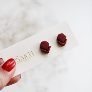 Bordó elegáns gomb fülbevaló, gomb fülbevaló, Ékszer, Fülbevaló, Pötty fülbevaló, Gyurma, Ékszerkészítés, MESKA