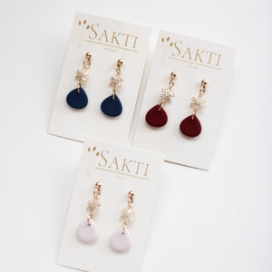 Kék, hópihés fülbevaló, függő fülbevaló - ékszer - fülbevaló - lógó fülbevaló - Meska.hu