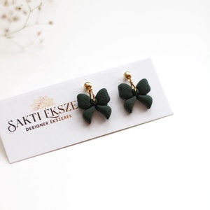 Pici sötétzöld masni fülbevaló - Meska.hu