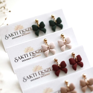 Pici ekrü masni fülbevaló - ékszer - fülbevaló - pötty fülbevaló - Meska.hu