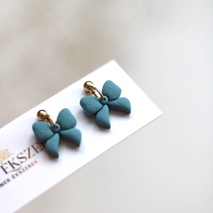 Pici teal masni fülbevaló - ékszer - fülbevaló - pötty fülbevaló - Meska.hu