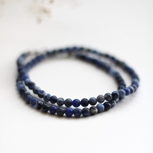 Szodalit nyaklánc 4mm-es, ásványékszer - Meska.hu