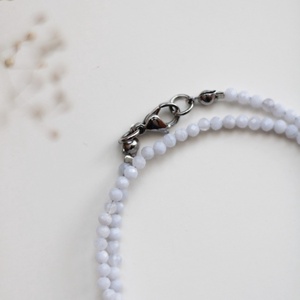 Kalcedon nyaklánc 3mm-es fazettált, ásványékszer - ékszer - nyaklánc - gyöngyös nyaklánc - Meska.hu