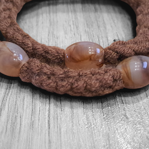 Barna horgolt karkötő  3 gyönggyel - ékszer - karkötő - gyöngyös karkötő - Meska.hu