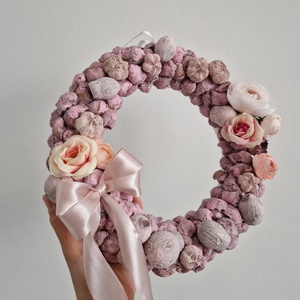 Hédi rózsás ajtódísz � tavaszi koszorú - Meska.hu