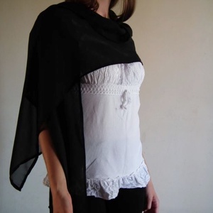 Fekete muszlin stóla, vállkendő - ruha & divat - női ruha - alkalmi ruha & estélyi ruha - Meska.hu