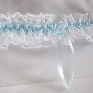 Kate combcsipke, harisnyakötő, legényfogó, méretre varrva - esküvő - kiegészítők - harisnyatartó & valami kék - Meska.hu