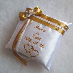 Masnis, gyöngyös hímzett gyűrűpárna dupla szívvel - esküvő - kiegészítők - gyűrűtartó & gyűrűpárna - Meska.hu