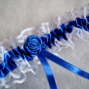 Királykék Kate esküvői rózsás combcsipke - esküvő - kiegészítők - harisnyatartó & valami kék - Meska.hu