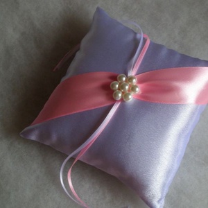 Gyöngyvirág  gyűrűpárna világos rózsaszín szalaggal - esküvő - kiegészítők - gyűrűtartó & gyűrűpárna - Meska.hu