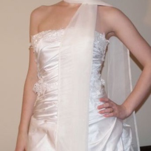 Ekrü színű muszlin stóla, vállkendő - esküvő - kiegészítők - bolero és válltakaró - Meska.hu