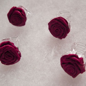 Bordó rózsás hajcsat - esküvő - hajdísz - kontydísz & hajdísz - Meska.hu