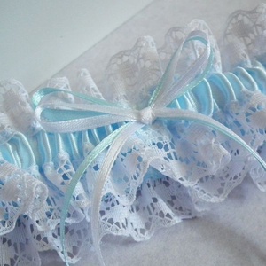 Hédi esküvői combcsipke, legényfogó - esküvő - kiegészítők - harisnyatartó & valami kék - Meska.hu