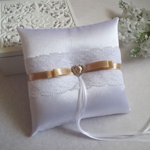 Dupla masnis illúzió gyűrűpárna - esküvő - kiegészítők - gyűrűtartó & gyűrűpárna - Meska.hu