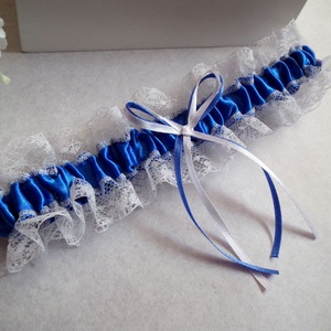 Hédi esküvői combcsipke, legényfogó - esküvő - kiegészítők - harisnyatartó & valami kék - Meska.hu