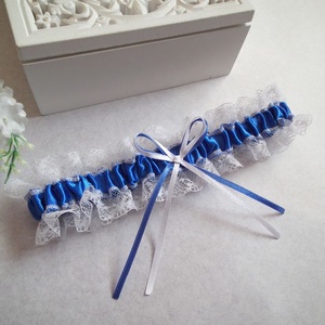 Hédi esküvői combcsipke, legényfogó - esküvő - kiegészítők - harisnyatartó & valami kék - Meska.hu