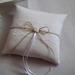 Csipkés, rózsás vintage gyűrűpárna - fehér - esküvő - kiegészítők - gyűrűtartó & gyűrűpárna - Meska.hu