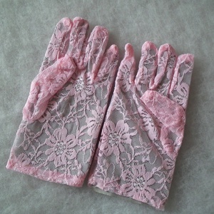 Kislány csipke kesztyű - rövid, rózsaszín - ruha & divat - sál, sapka, kendő - kesztyű - Meska.hu