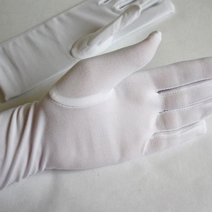  Fehér alkalmi kesztyű - rövid - ruha & divat - sál, sapka, kendő - kesztyű - Meska.hu
