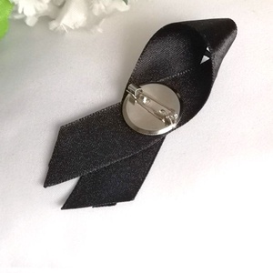Egyszerű gyászszalag, kitűző - ékszer - kitűző és bross - Meska.hu