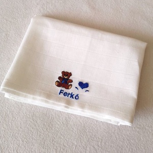 Hímzett névreszóló textil pelenka - fehér, Otthon & Életmód, Babaszoba, gyerekszoba, Babaszoba dekoráció, Varrás, MESKA