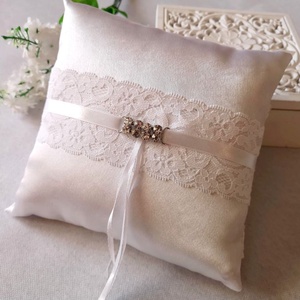 Csillogó elegancia gyűrűpárna - hófehér - Meska.hu