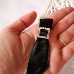 Gyász kitűző strassz dísszel - ékszer - kitűző és bross - Meska.hu