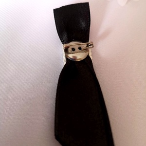 Gyász kitűző strassz dísszel - ékszer - kitűző és bross - Meska.hu