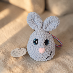 Horgolt amigurumi nyuszi, halvány kék - Meska.hu