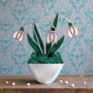 Hóvirág cserépben üveg örökvirág dekoráció, Otthon & Életmód, Dekoráció, Asztal és polc dekoráció, Asztaldísz, Üvegművészet, MESKA