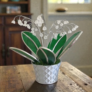 Gyöngyvirág kaspóban - Örök virágcsokor születésnapra, Otthon & Életmód, Virágdekoráció, Virágdíszek, Virágdísz kaspóban, Üvegművészet, MESKA