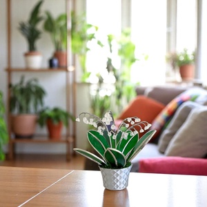 Gyöngyvirág kaspóban - Örök virágcsokor születésnapra - otthon & életmód - virágdekoráció - virágdíszek - virágdísz kaspóban - Meska.hu