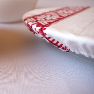 Palóc szőttes piros mintás edényfedő csomag - otthon & életmód - konyhafelszerelés, tálalás - konyhai textil - edényfogó & edényfedő - Meska.hu