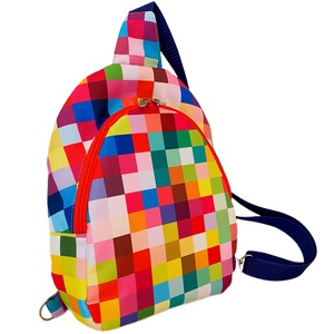 Kockás színes crossbody táska - táska & tok - kézitáska & válltáska - vállon átvethető táska - Meska.hu