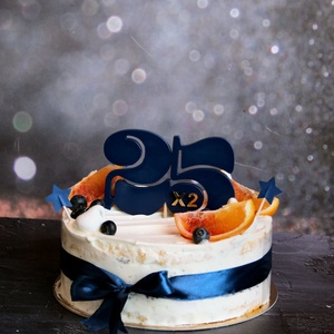 Örökifjú tortadísz / hűtőmágnes, Számolós 25 X 2 születésnapi humoros tortadísz Tortadekoráció Születésnapi tortadísz - otthon & életmód - konyhafelszerelés, tálalás - Meska.hu