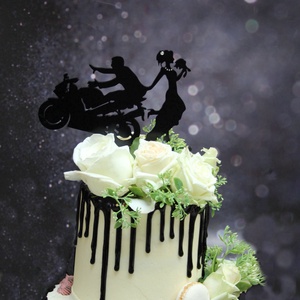 Motoros esküvői tortadísz/csúcsdísz CBR HONDA Motoros menyasszony és vőlegény Esküvői dekoráció tortára  - esküvő - dekoráció - sütidísz - Meska.hu