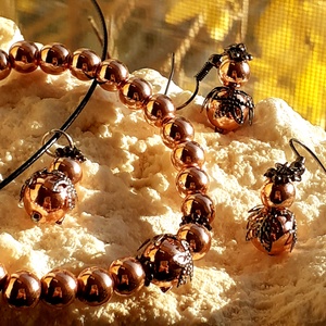 Hematit ékszerszett – karkötő + fülbevaló + medál - Rosegold Hercegnő, Ékszer, Ékszerszett, Ékszerkészítés, Gyöngyfűzés, gyöngyhímzés, A Rosegold Hercegő a női elegancia és a rosegold Hematit meleg ragyogásának találkozása.
A rosegold..., MESKA