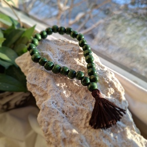 27 szemes fa mala karkötő � Sötétzöld színű (10mm), Otthon & Életmód, Dekoráció, Spiritualitás, Mala, Ékszerkészítés, Gyöngyfűzés, gyöngyhímzés, MESKA