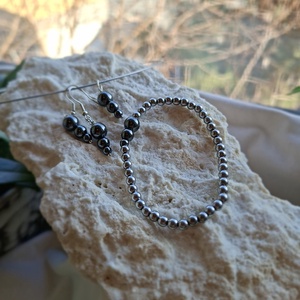 Hematit ékszerszett (karkötő, fülbevaló, medál) � Hófény, Ékszer, Ékszerszett, Ékszerkészítés, Gyöngyfűzés, gyöngyhímzés, MESKA