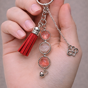 Ásványos kulcstartó medállal és bojttal, Táska & Tok, Kulcstartó & Táskadísz, Kulcstartó, Ékszerkészítés, Gyöngyfűzés, gyöngyhímzés, MESKA