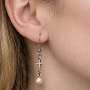 Keresztes fülbevaló  - ékszer - fülbevaló - lógó fülbevaló - Meska.hu