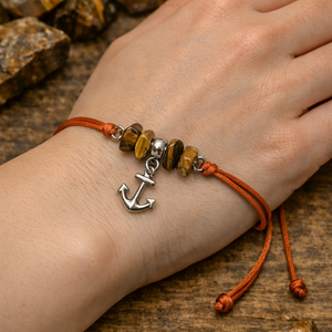 Ásványos karkötő medállal , Ékszer, Karkötő, Ásványkarkötő, Ékszerkészítés, Gyöngyfűzés, gyöngyhímzés, MESKA