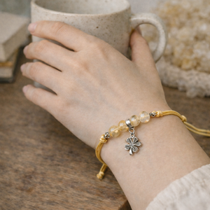 Ásványos karkötő medállal  - ékszer - karkötő - ásványkarkötő - Meska.hu