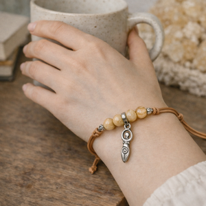 Ásványos karkötő medállal  - ékszer - karkötő - ásványkarkötő - Meska.hu