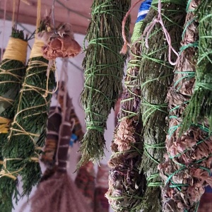 Cédrus füstölő, Otthon & Életmód, Dekoráció, Spiritualitás, Füstölő és füstölőtartó, Virágkötés, MESKA