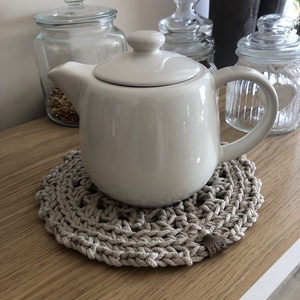 Alátét - otthon & életmód - dekoráció - asztal és polc dekoráció - horgolt & csipketerítő - Meska.hu