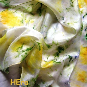 Tavaszi rét hernyóselyem kendő -  - Meska.hu